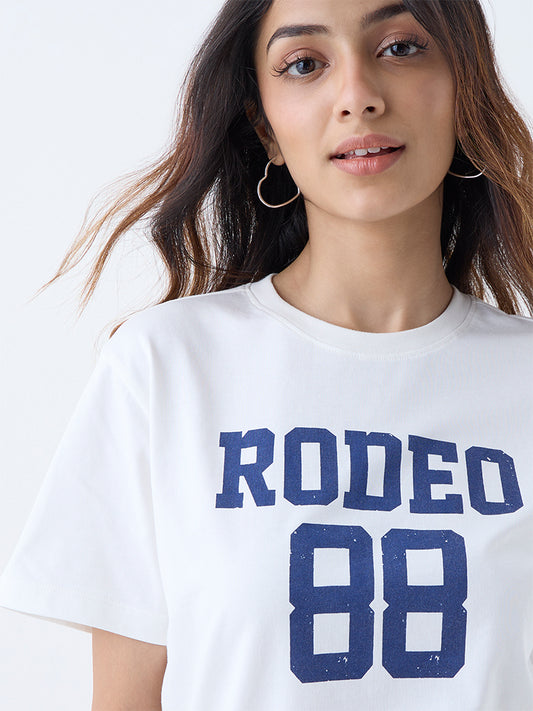 Westside Nuon Women's White Numerical Printed Cotton T-Shirt for Casual Wear Zoomed View