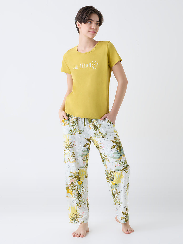 Wunderlove Mustard Text Design Cotton T-Shirt