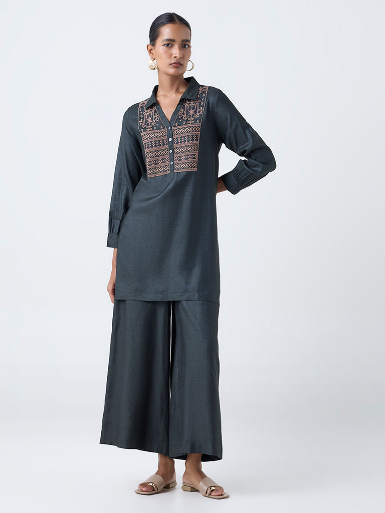 Zuba Dark Green Embroidered Tunic