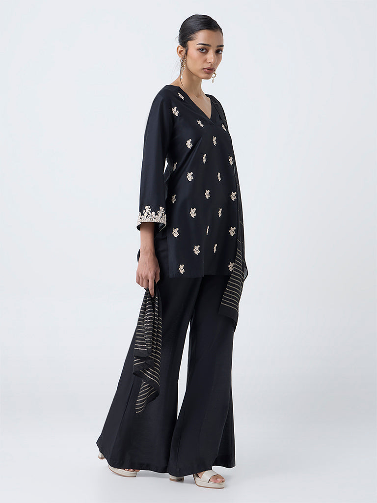 Vark Black Floral Embroidered Straight Ethnic Set