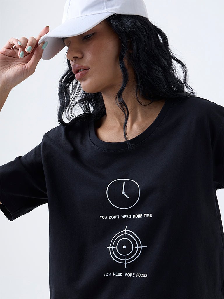 Studiofit Black Printed Cotton T-Shirt