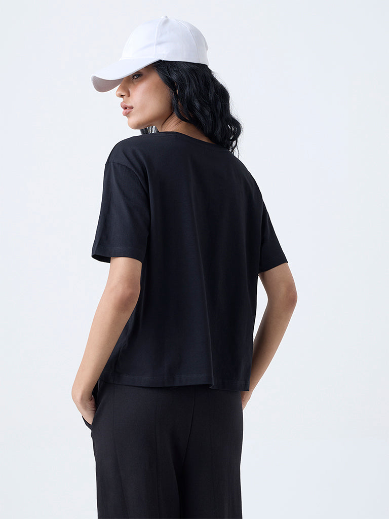 Studiofit Black Printed Cotton T-Shirt