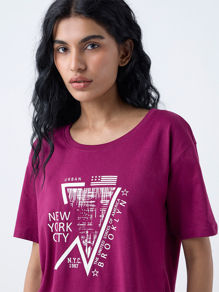Studiofit Plum Cityscape-Inspired Cotton T-Shirt