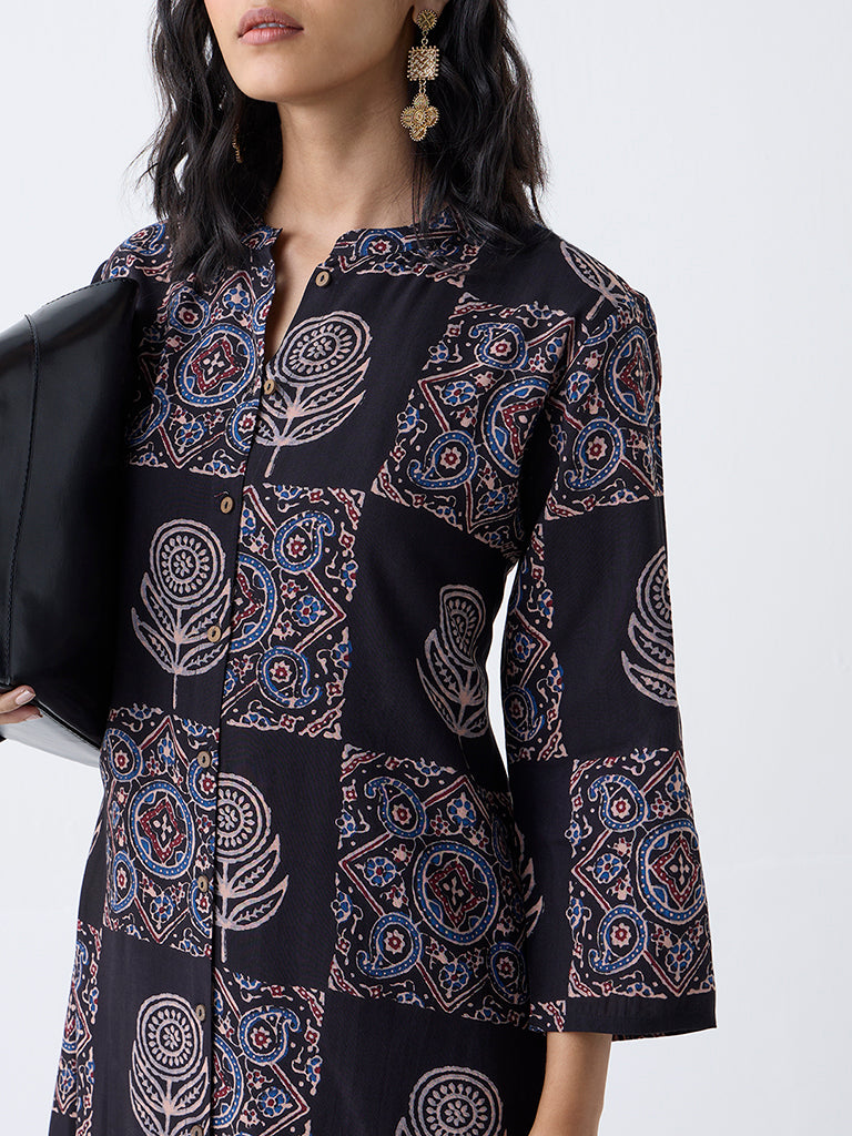 Utsa Black Printed A-Line Kurta