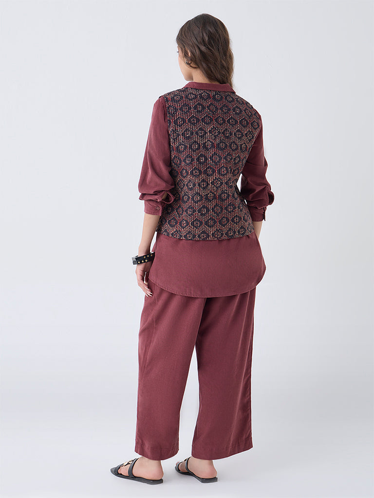 Utsa Black Printed Reversible Cotton Jacket