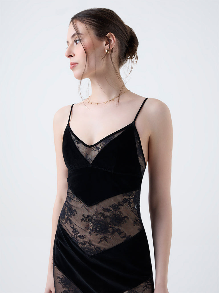 Buy Wunderlove Black Floral Lace Detailed Slip Dress from Westside