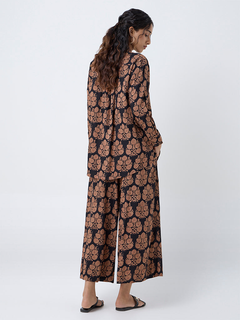 Utsa Black Botanical Printed Tunic