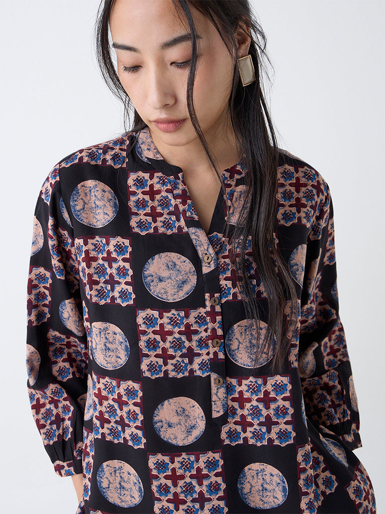 Utsa Black Geometric Design Tunic