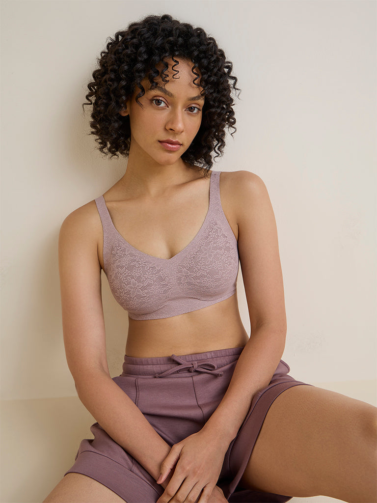 Wunderlove Beige Lace Detailed Invisible Padded Bra