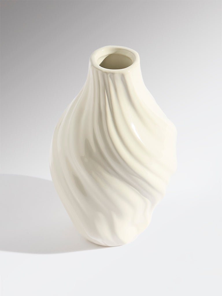 Westside Home Cream Ceramic Twist Vase