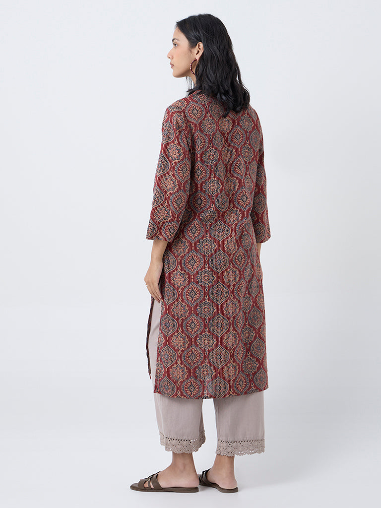 Utsa Maroon Kantha Embroidered Cotton Straight Kurta