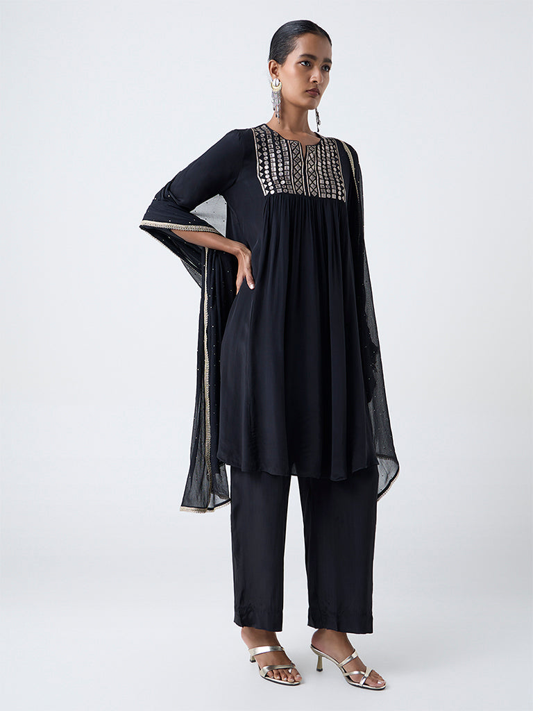 Vark Black Mirror-Detailed Fit-and-Flare Ethnic Set