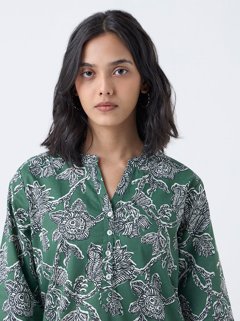 Utsa Dark Green Botanical Pattern Cotton Straight Kurta