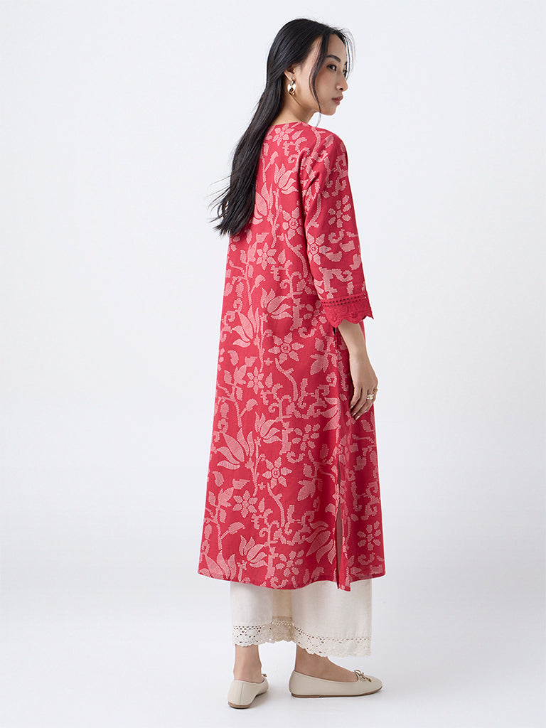 Utsa Red Floral Detailed Cotton-Blend A-Line Kurta