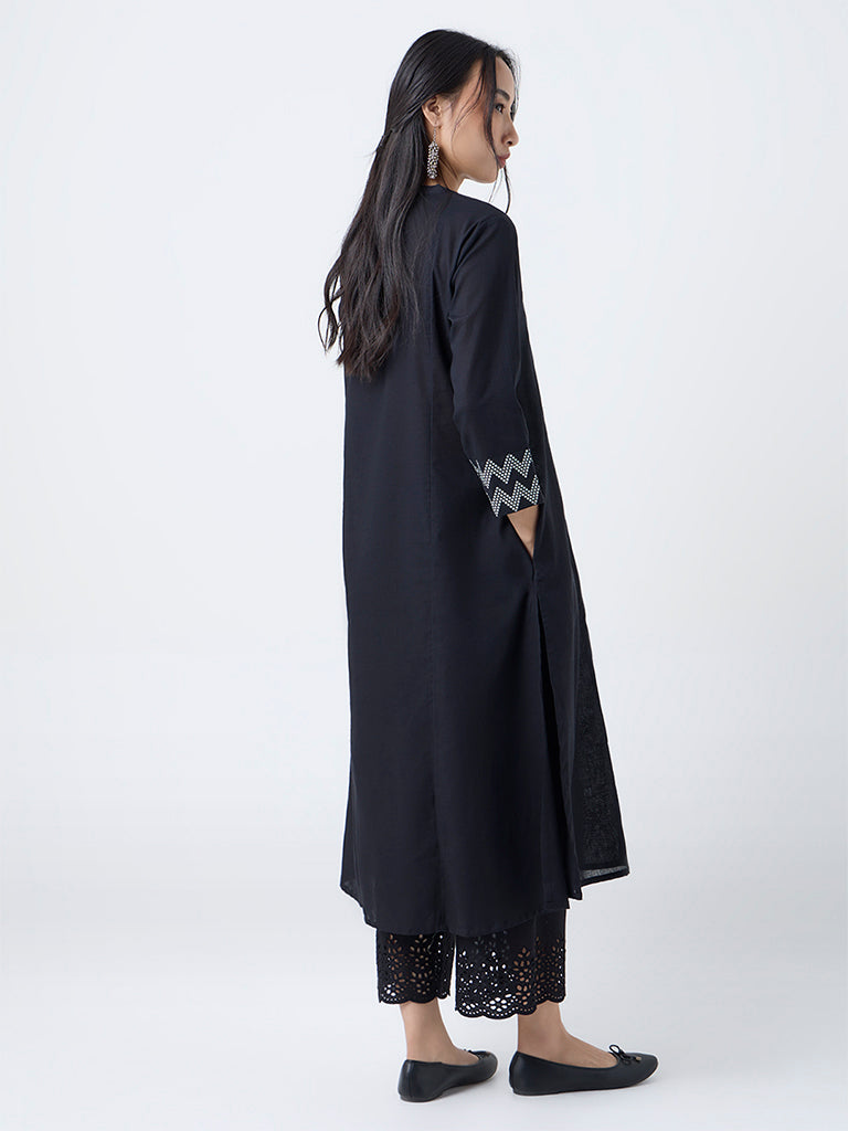 Utsa Black Geometric Design Cotton-Blend A-Line Kurta