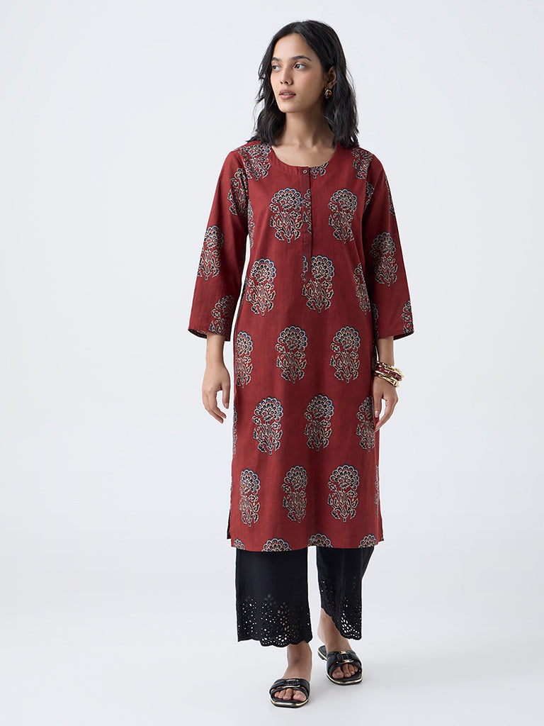 Utsa Maroon Floral Design Cotton Straight Kurta
