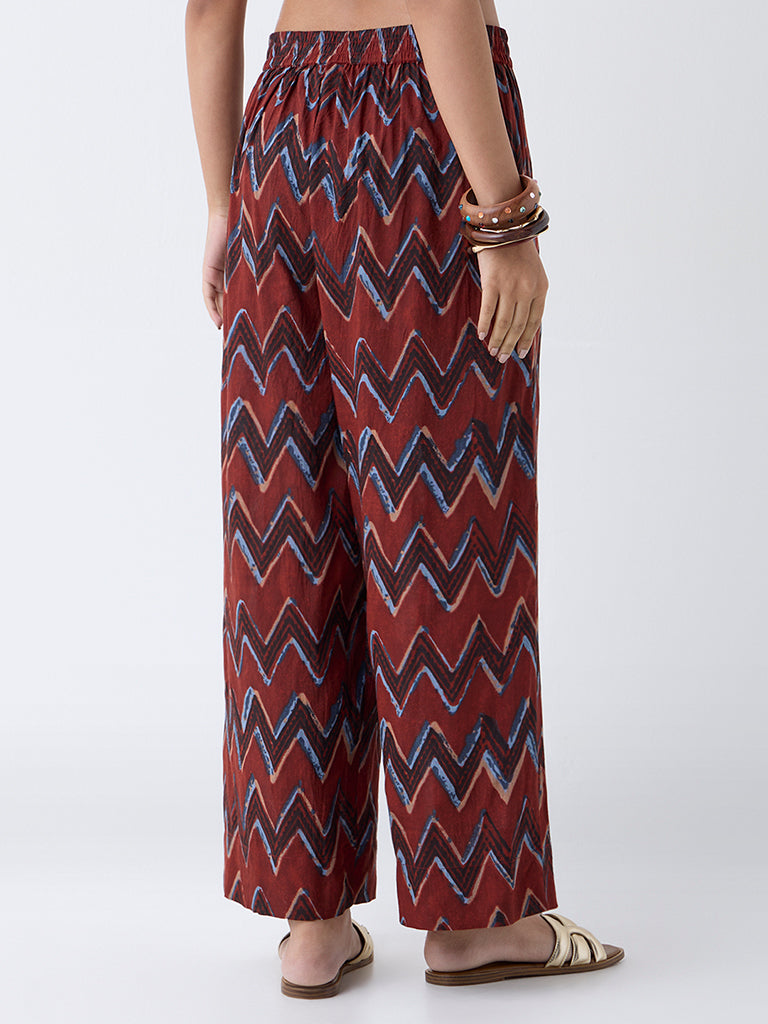 Utsa Red Chevron Pattern Pants