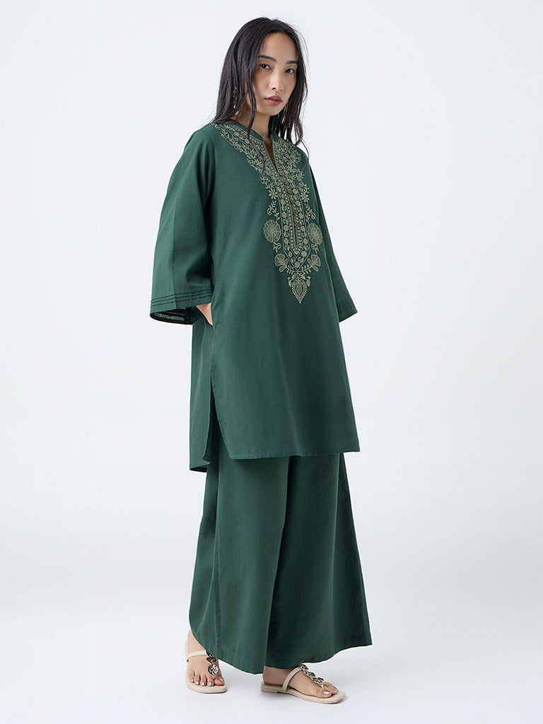 Utsa Jade Green Solid Cotton-Blend Palazzos