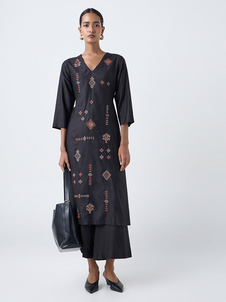 Zuba Black Embroidered A-Line Kurta