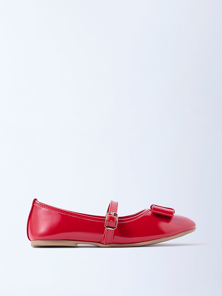 Yellow Red Bow-Detailed Mary Jane Shoes