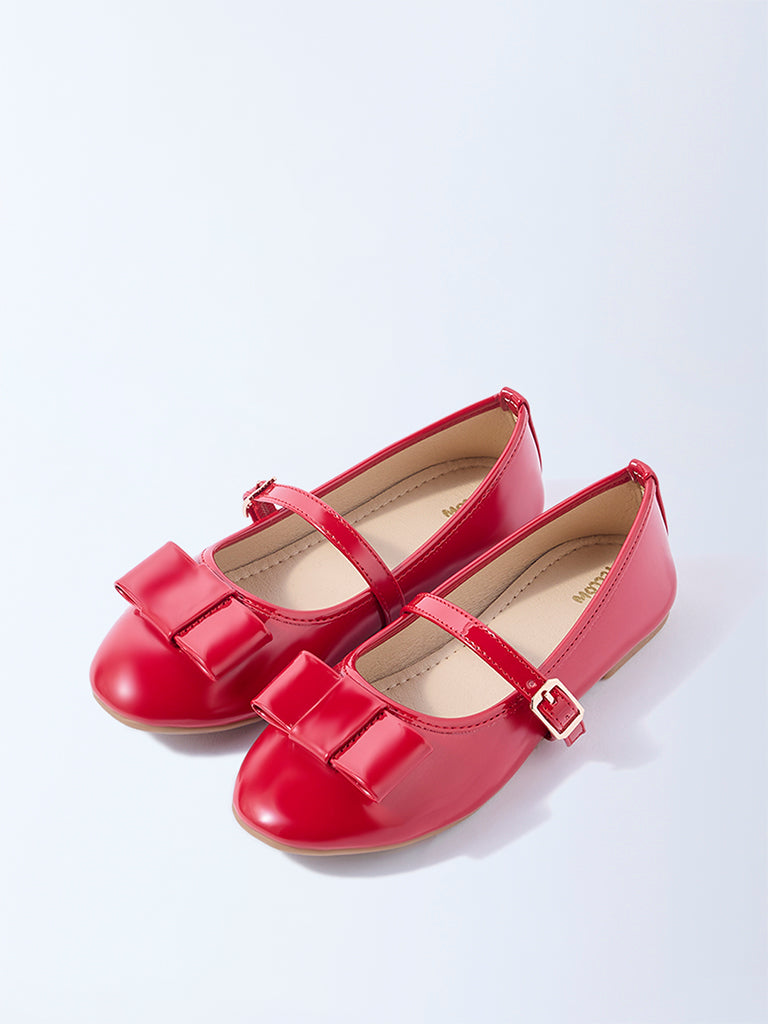 Yellow Red Bow-Detailed Mary Jane Shoes