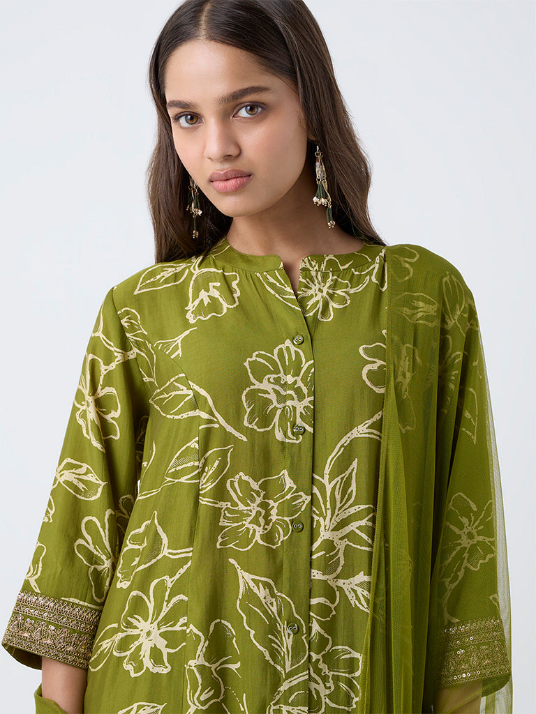 Vark Green Floral Design A-Line Ethnic Set