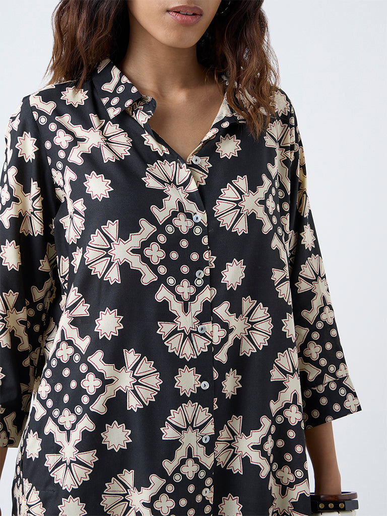Utsa Black Geometric Printed A-Line Kurta