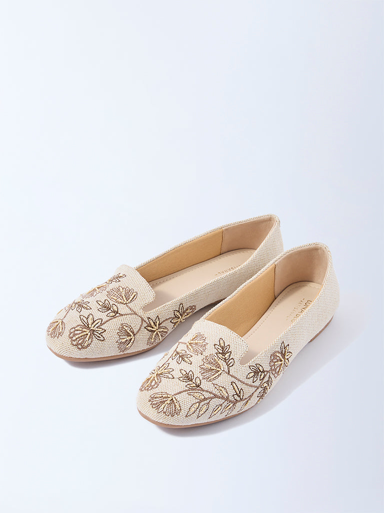 LUNA BLU Beige Embroidered Loafers