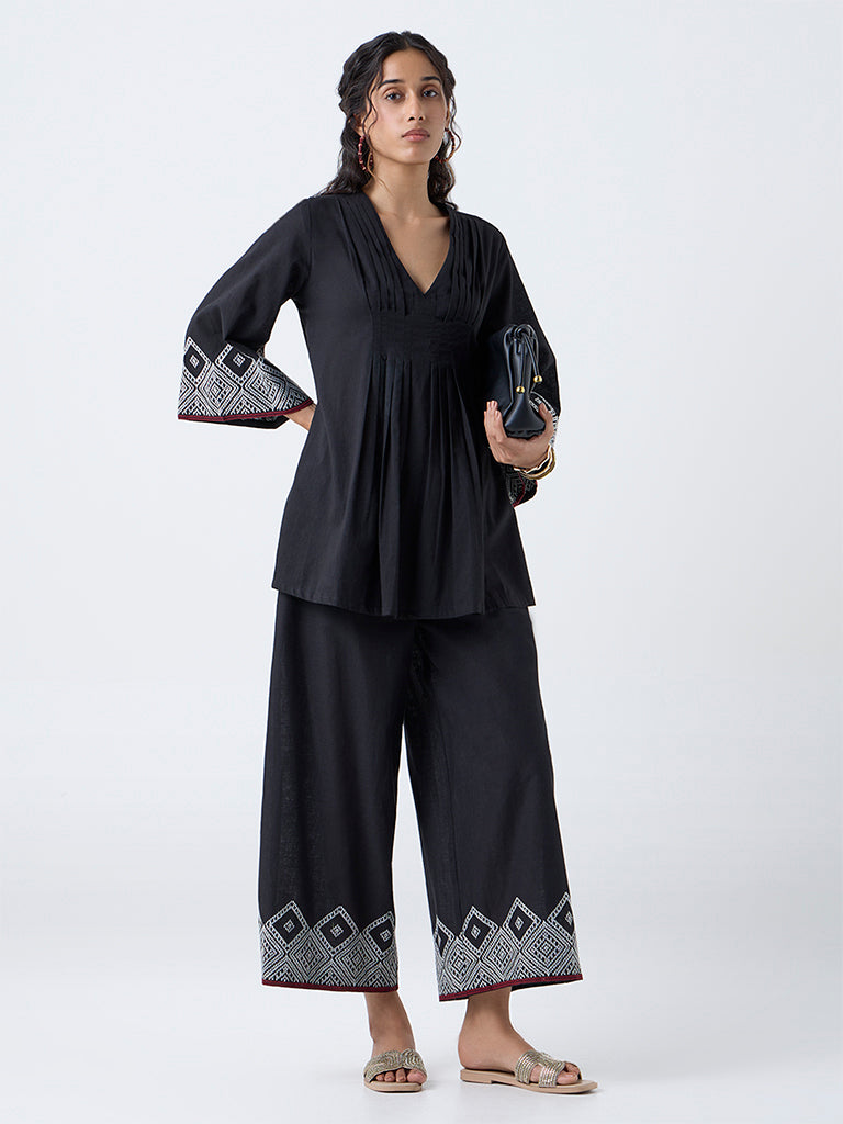Utsa Black Embroidered Cotton Palazzos