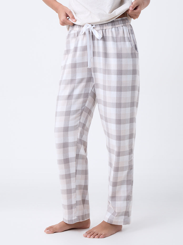 Wunderlove Grey Checkered High-Rise Cotton Pants