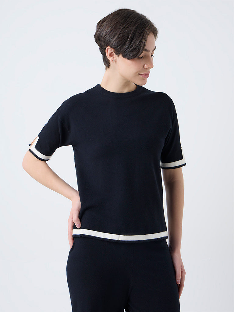 Wunderlove Black Solid Top