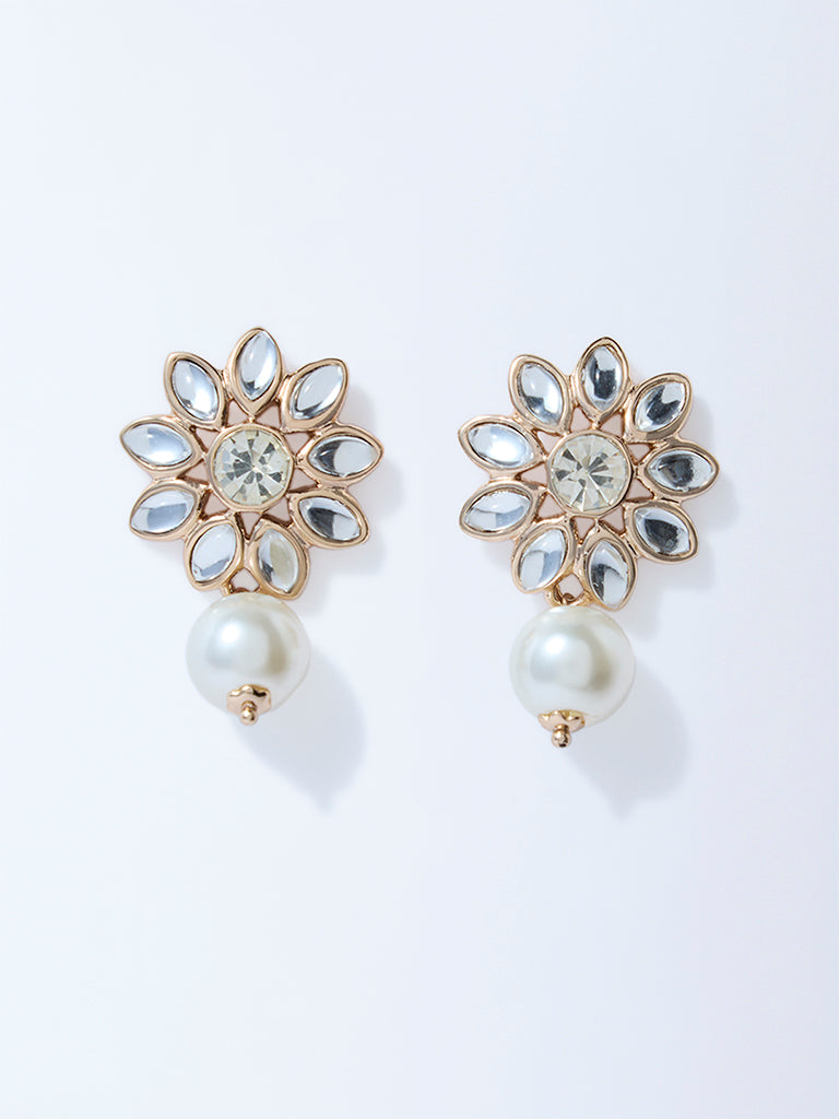 Westside Accessories Gold Pearl Detailed Flower Stud Earrings