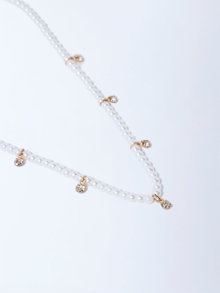 Westside Accessories White Pearlescent and Diamante Necklace