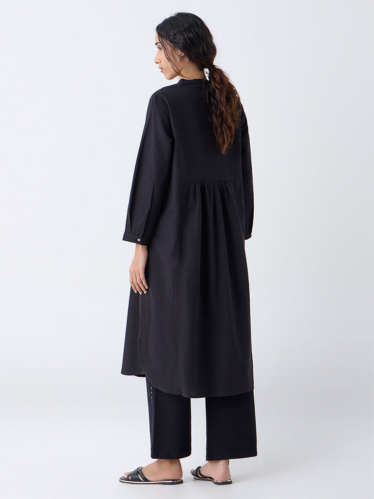 Utsa Black Floral Embroidered A-Line Kurta