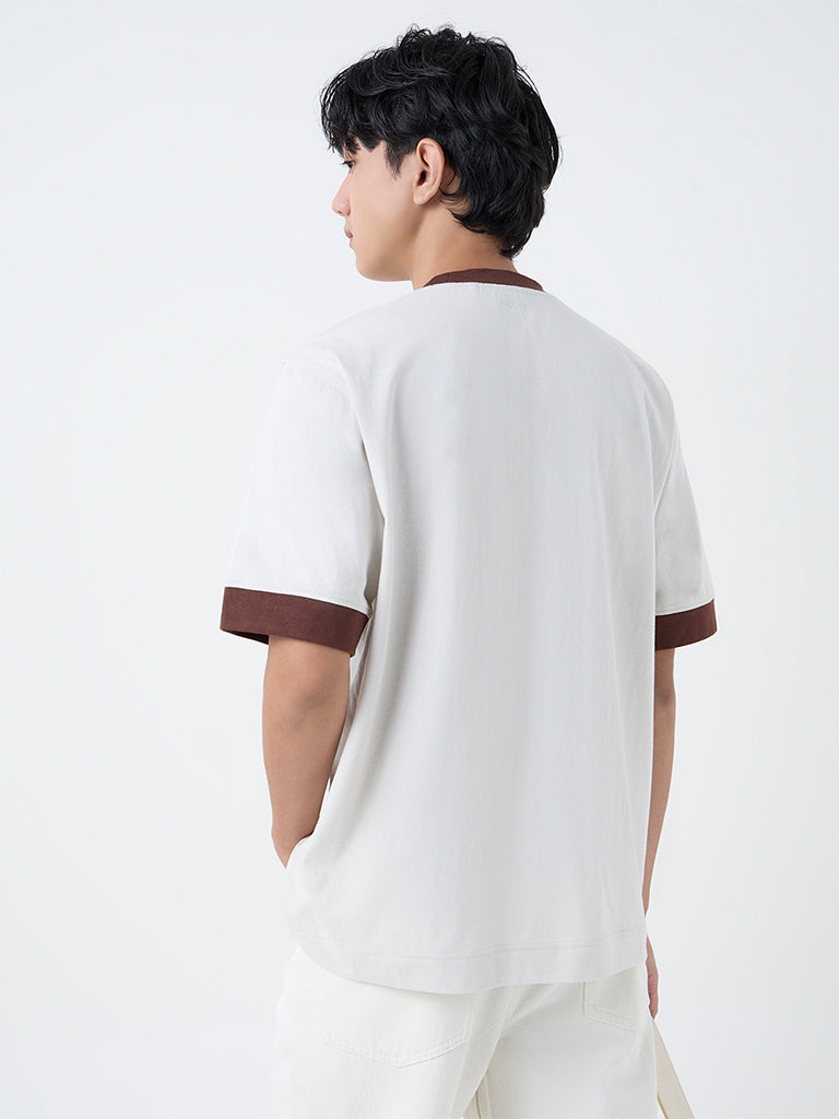 Nuon Off-White Text Design Relaxed-Fit Cotton T-Shirt