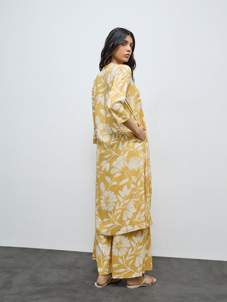 Utsa Yellow Floral Printed A-Line Kurta