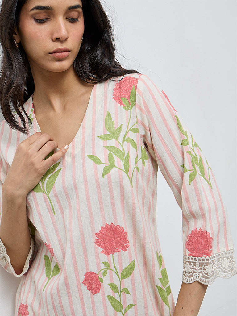 Utsa Coral Floral Pattern Cotton-Blend A-Line Kurta