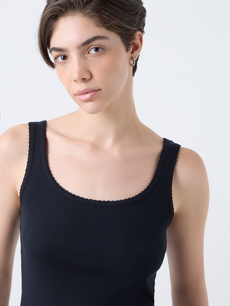 Wunderlove Black Solid Cotton Camisole