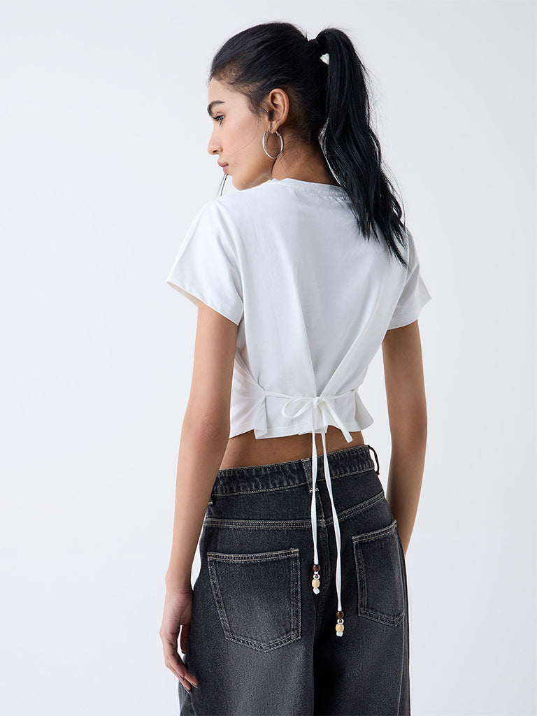 Nuon White Text Pattern Cotton-Blend T-Shirt