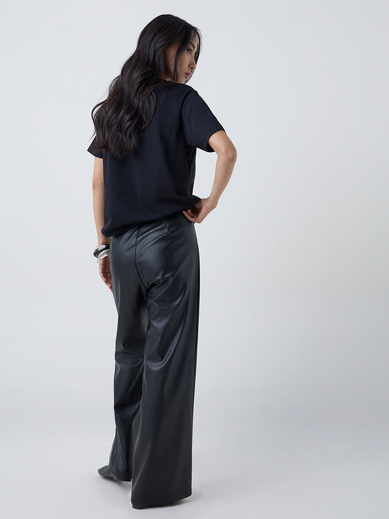 LOV Black Solid Cotton T-Shirt