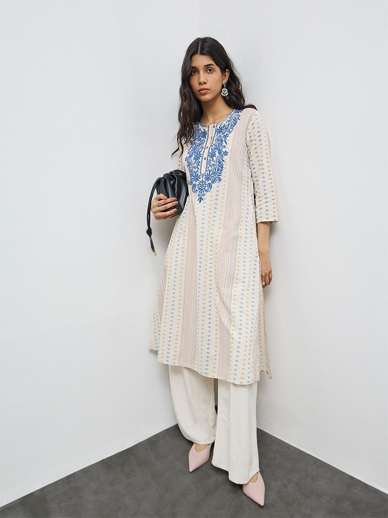Utsa Off-White Floral Printed Cotton-Blend A-Line Kurta