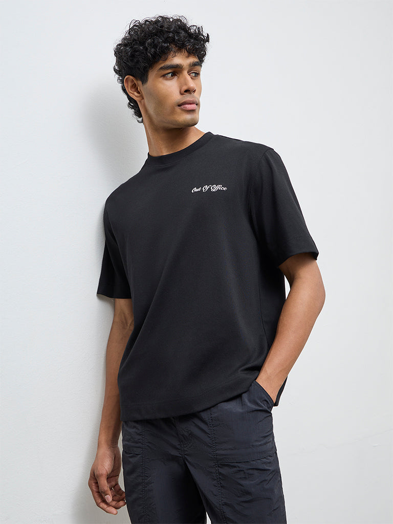 Nuoflexx Black Typographic Relaxed-Fit Cotton-Blend T-Shirt