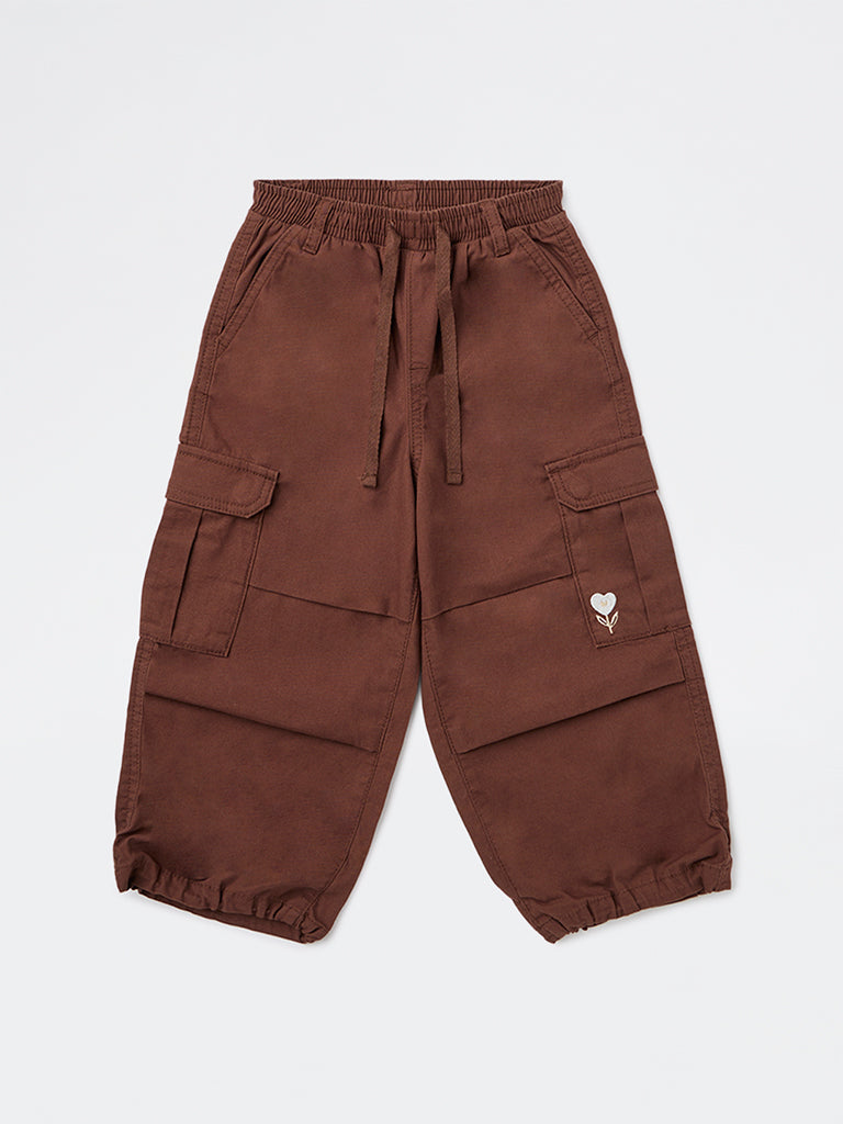 HOP Kids Girls Dark Brown Embroidered Mid-Rise Cotton Joggers