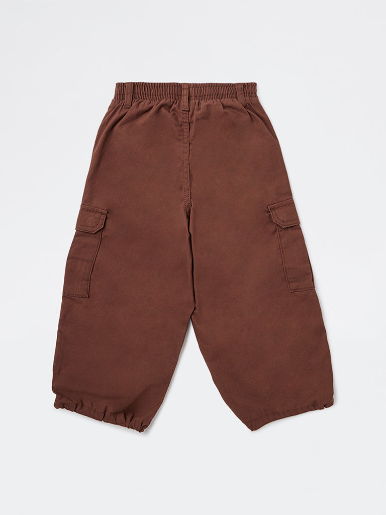HOP Kids Girls Dark Brown Embroidered Mid-Rise Cotton Joggers