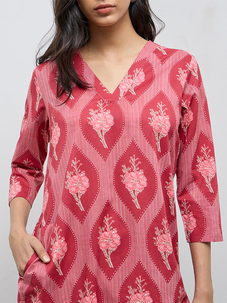 Utsa Red Floral Printed Cotton Straight Kurta