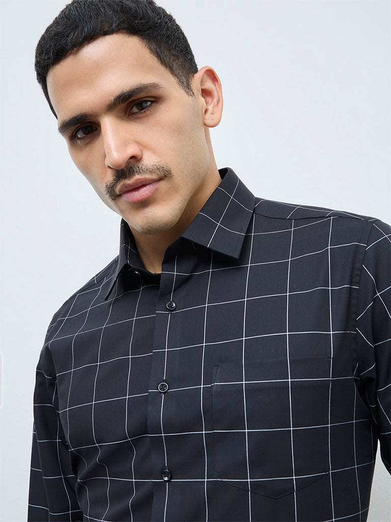 WES Formals Black Solid Ultra Slim-Fit Cotton Shirt