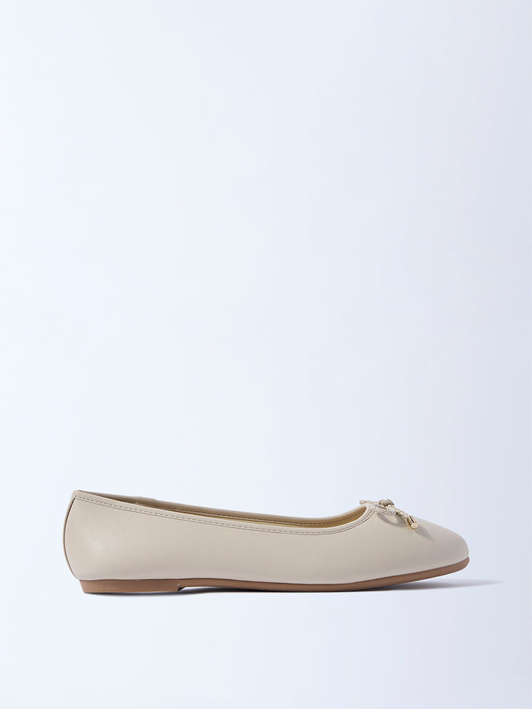 LUNA BLU Ivory Bow-Detailed Ballerinas