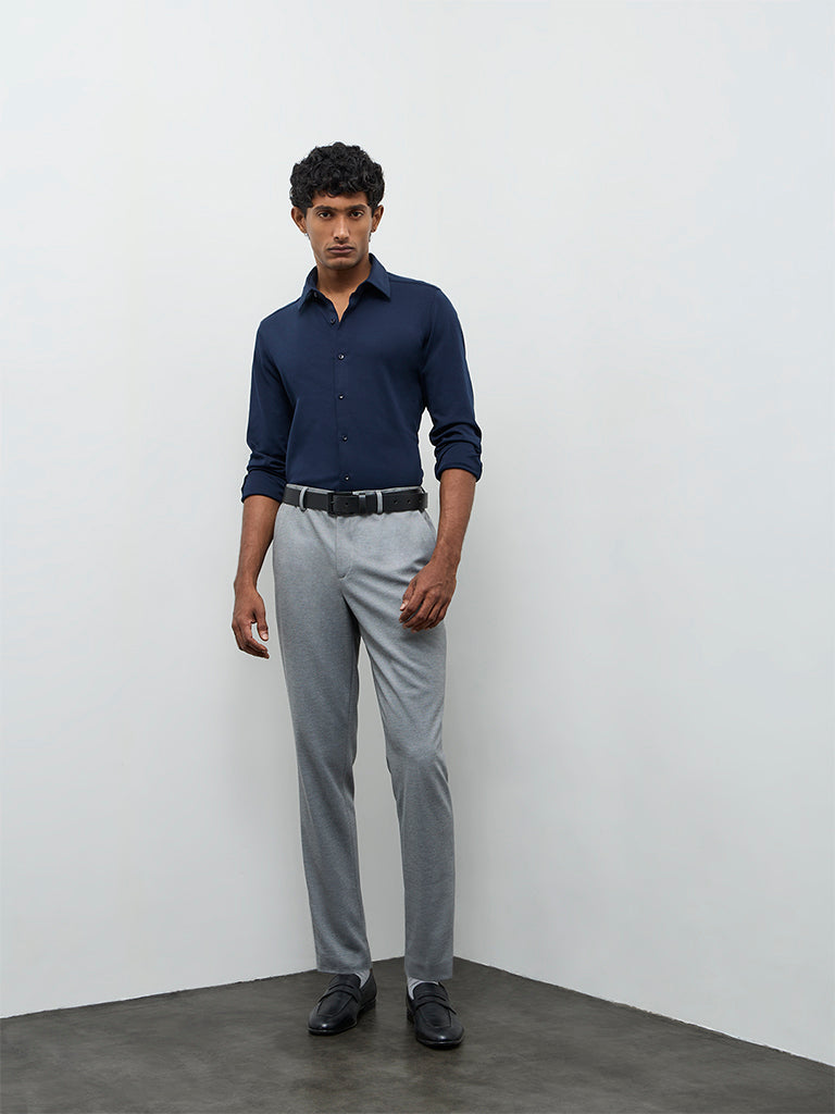 WES Formals Navy Solid Slim-Fit Cotton-Blend Shirt