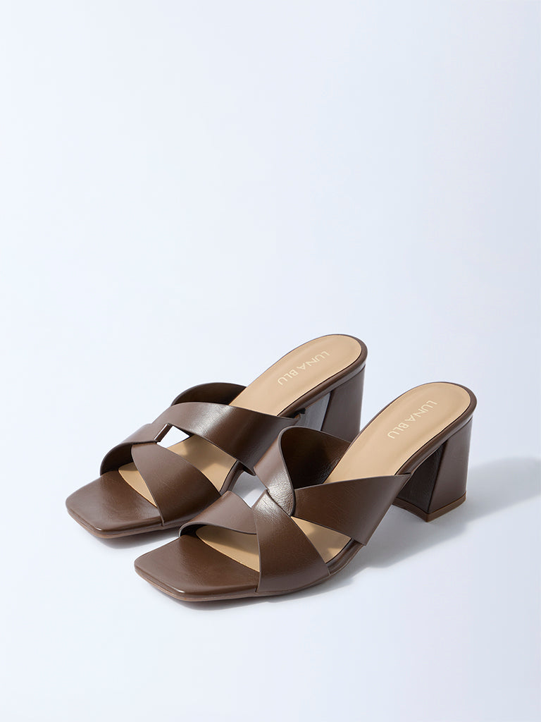 LUNA BLU Brown Block-Heel Sandals