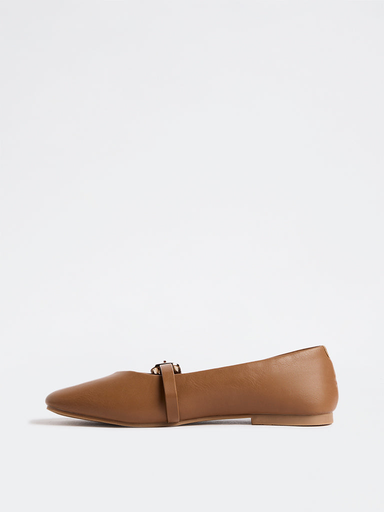 LUNA BLU Tan Mary Jane Shoes